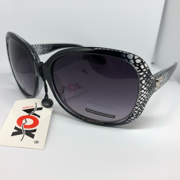 Vox Accessories - NWOT - *RARE* Fashion Sunglasses